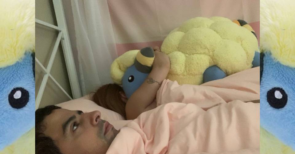 A Giant Pokemon Plushie Has Become The Internet S Favorite Meme