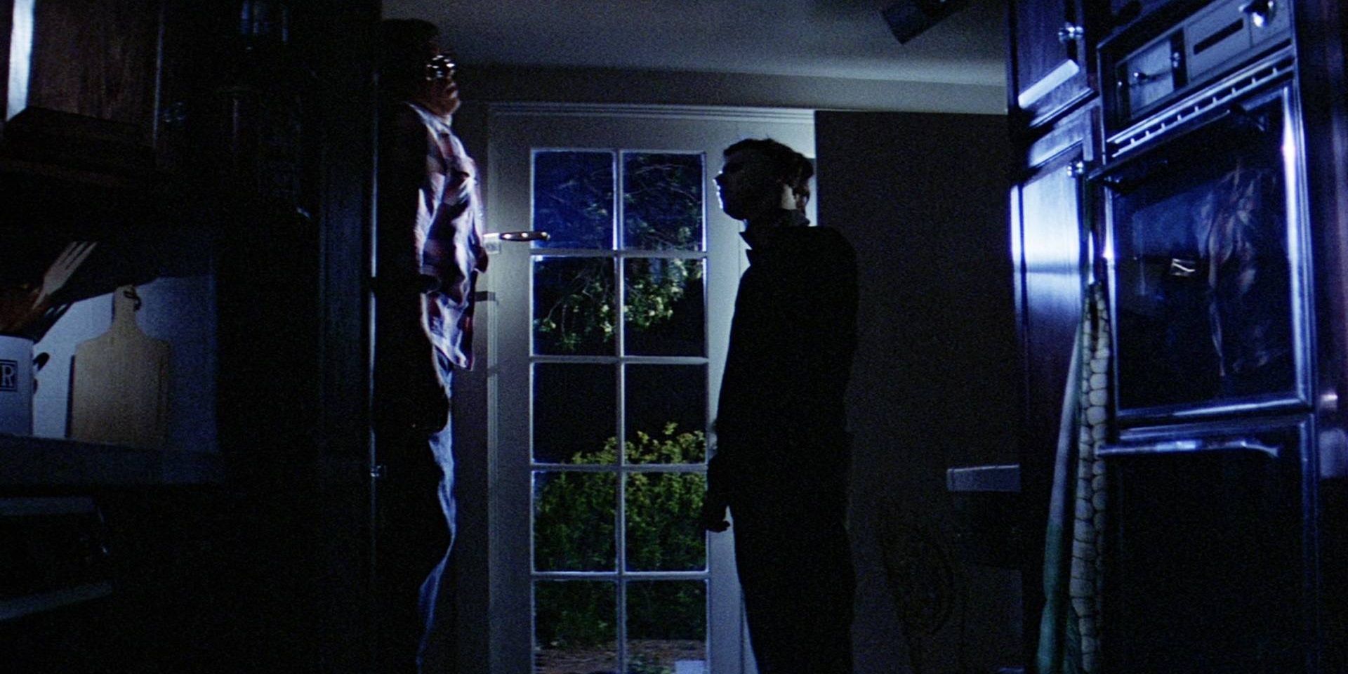 5 Ways Halloween Is John Carpenters Best Movie (& 5 Ways Its The Thing)