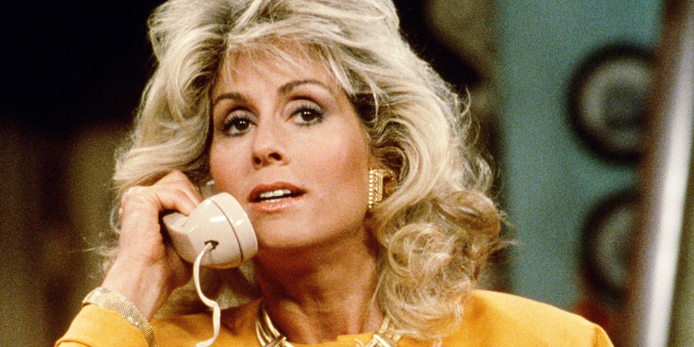 5 Strongest Sitcom Moms Of The 80s (& 5 Strongest Dads)