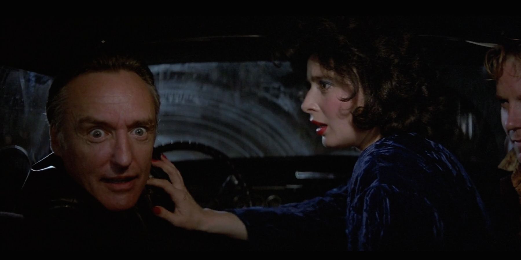 Blue Velvet 10 Ways Its David Lynchs Masterpiece