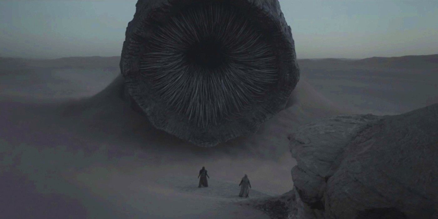 Dune Trailer Reveals Epic Sci-Fi Movie & GIANT Sandworms