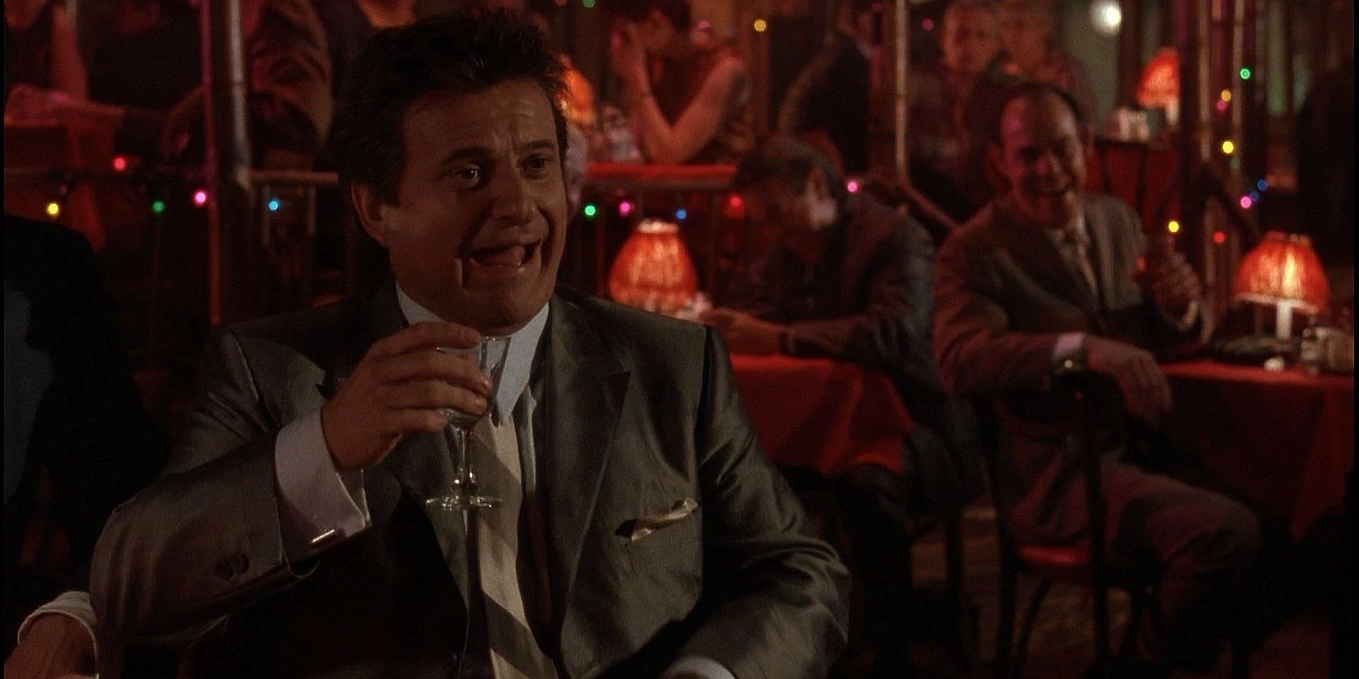 5 Ways Goodfellas Is The Best Gangster Movie (& Its 5 Closest Contenders)
