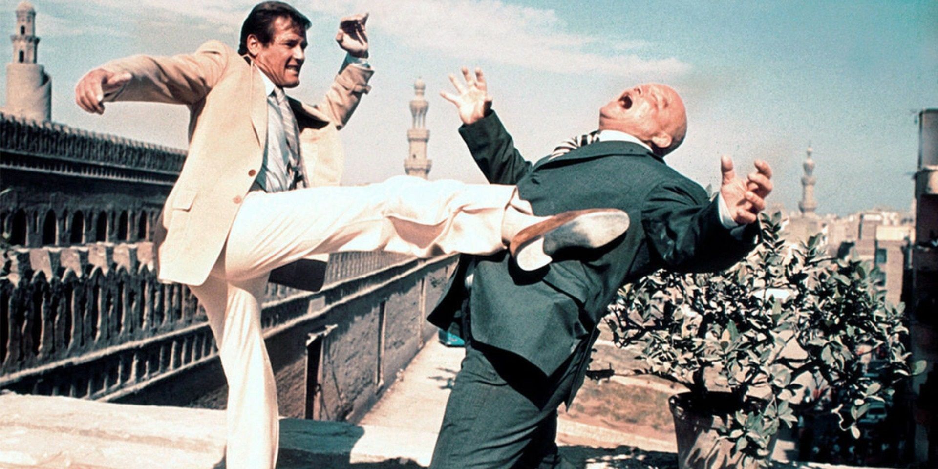 The Spy Who Loved Me 10 Ways Its Roger Moores Best Bond Movie