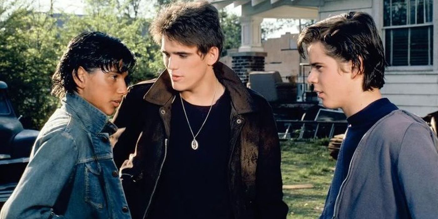 characters in the outsiders
