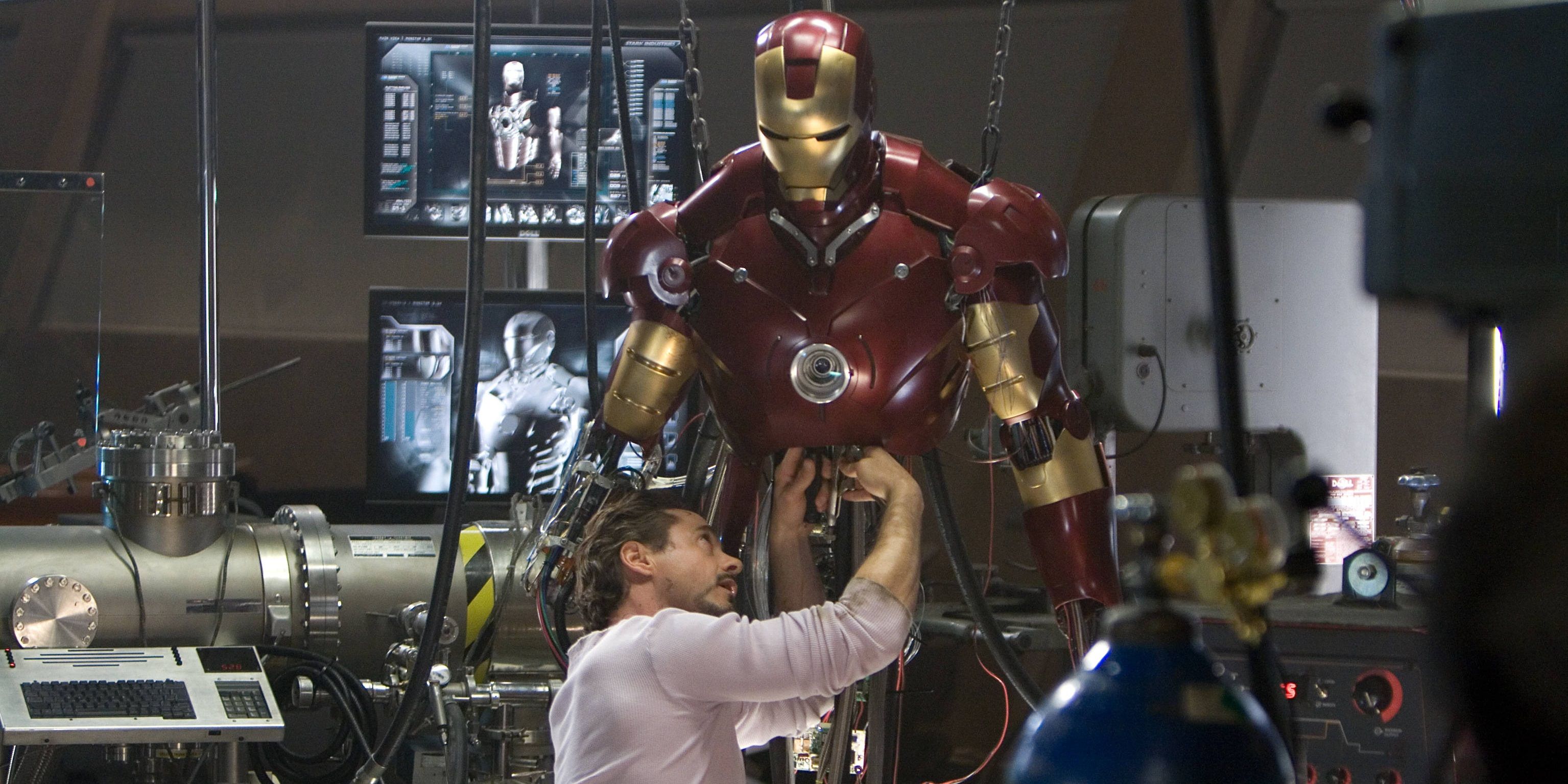 Iron Man 10 Reasons Tony Starks First Solo Movie Is Still His Best