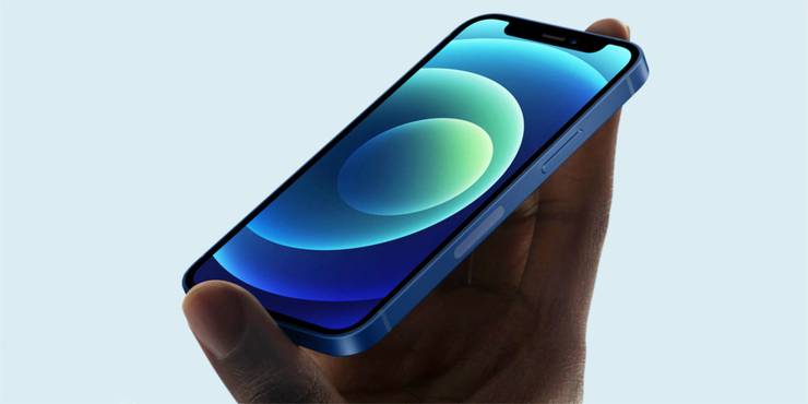 Iphone 12 Mini Vs Iphone Se Best Smaller Apple Phone In