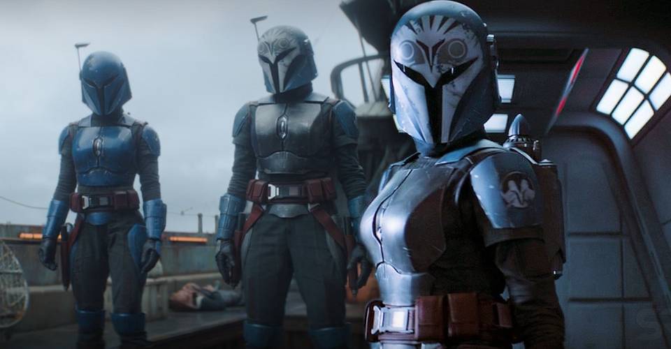 Bo Katan S Blue Mandalorian Armor Owl Helmet Explained Bo Katan S Blue Mandalorian Armor Owl Helmet Explained