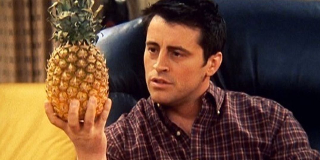 Friends 10 Saddest Things About Joey Tribbiani