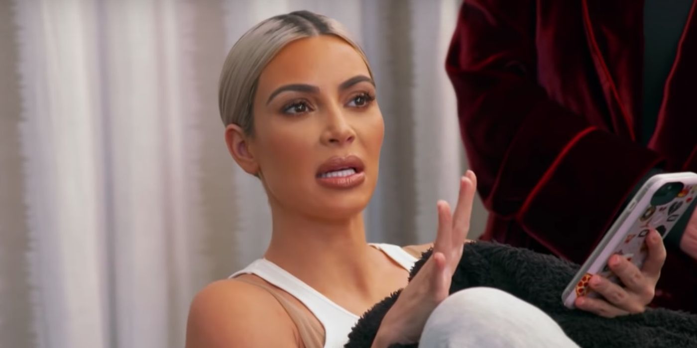 Kim Kardashian ridiculed for ‘Fake Abs’ Christmas outfit