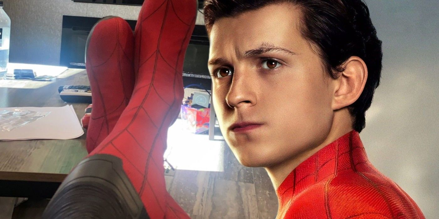 Spider Man 3 Image Tom Holland Takes A Filming Break In Costume