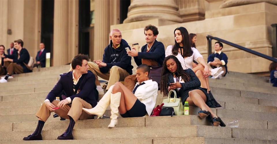Gossip Girl Reboot Footage Reveals First Official Look At Hbo Max Show Gossip Girl Reboot Footage Reveals First Official Look At Hbo Max Show