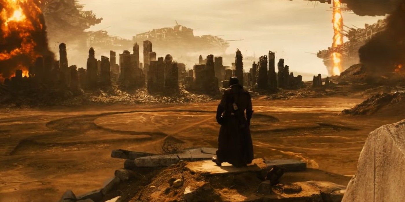 Justice League 10 Ways Fans Hope Batman & The Joker Meet In The Snyder Cut