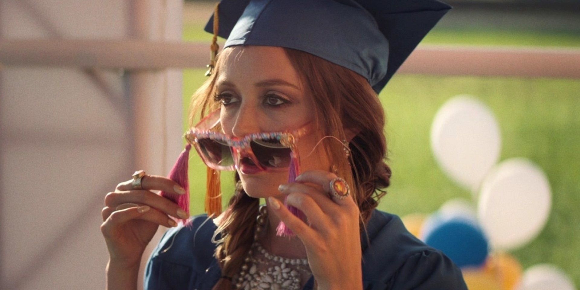 Booksmart Why Gigi Is The Movies Funniest Character (& 5 Alternatives)