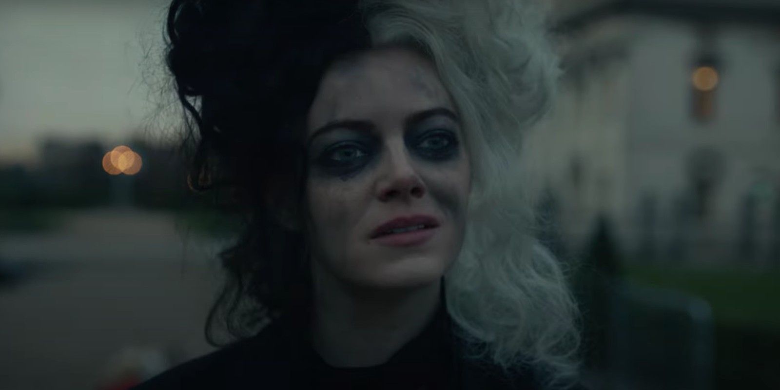 Disney S Cruella Trailer Emma Stone Reimagines 101 Dalmatians Villain