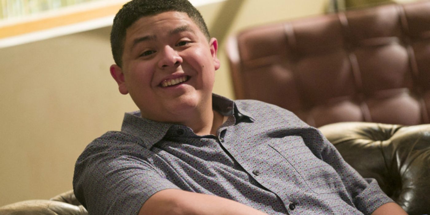 Modern Family Why Manny Is Actually The Show's Main Character LaptrinhX