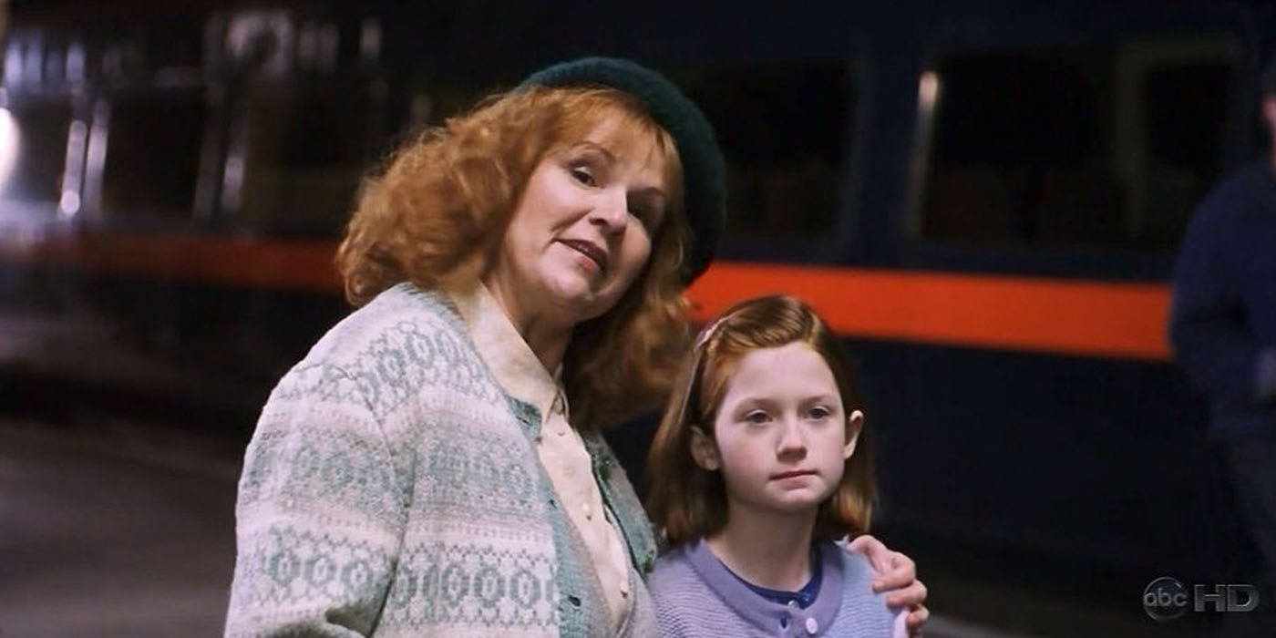 Ginny and Molly Weasley on the platform