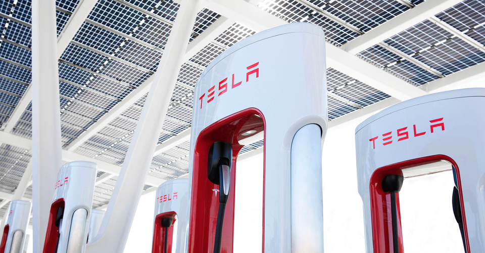 Teslas Supercharging Discount Explained How To Save 50%