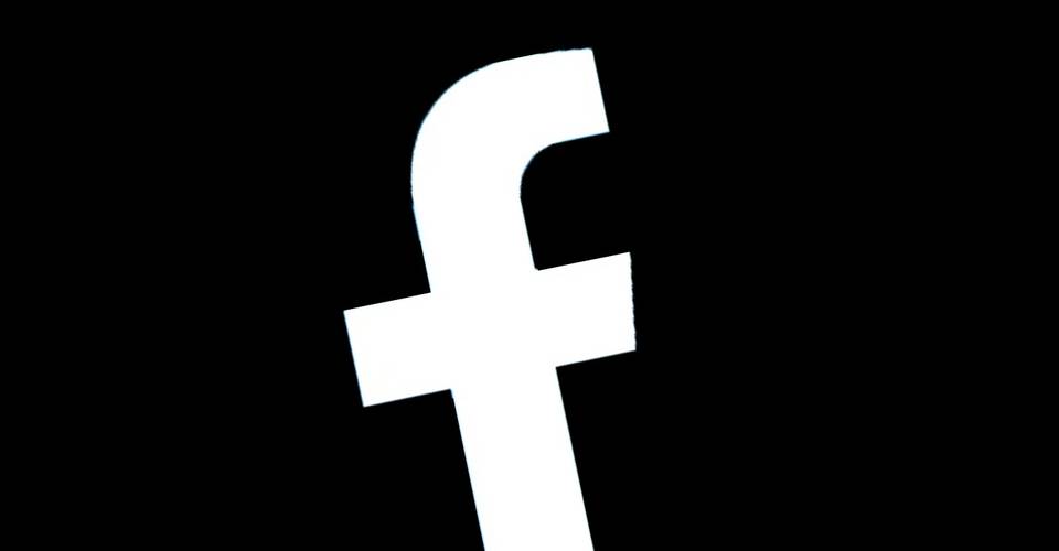 Facebook Dark Mode Disappears From Android Ios Apps Is It Gone For Good Facebook Dark Mode Disappears From Android Ios Apps Is It Gone For Good