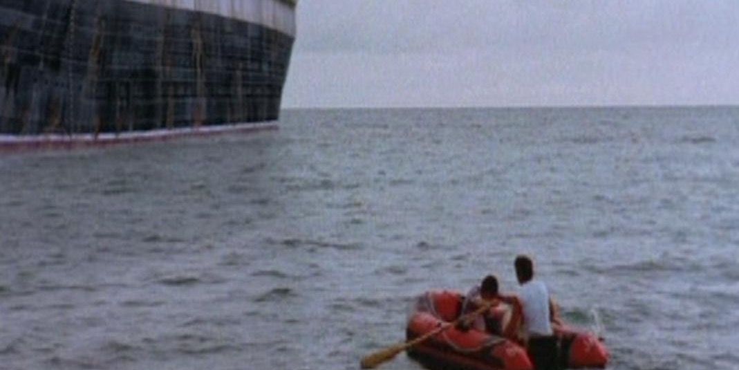 10 Great OutToSea Movies Besides Titanic & Where To Watch Them