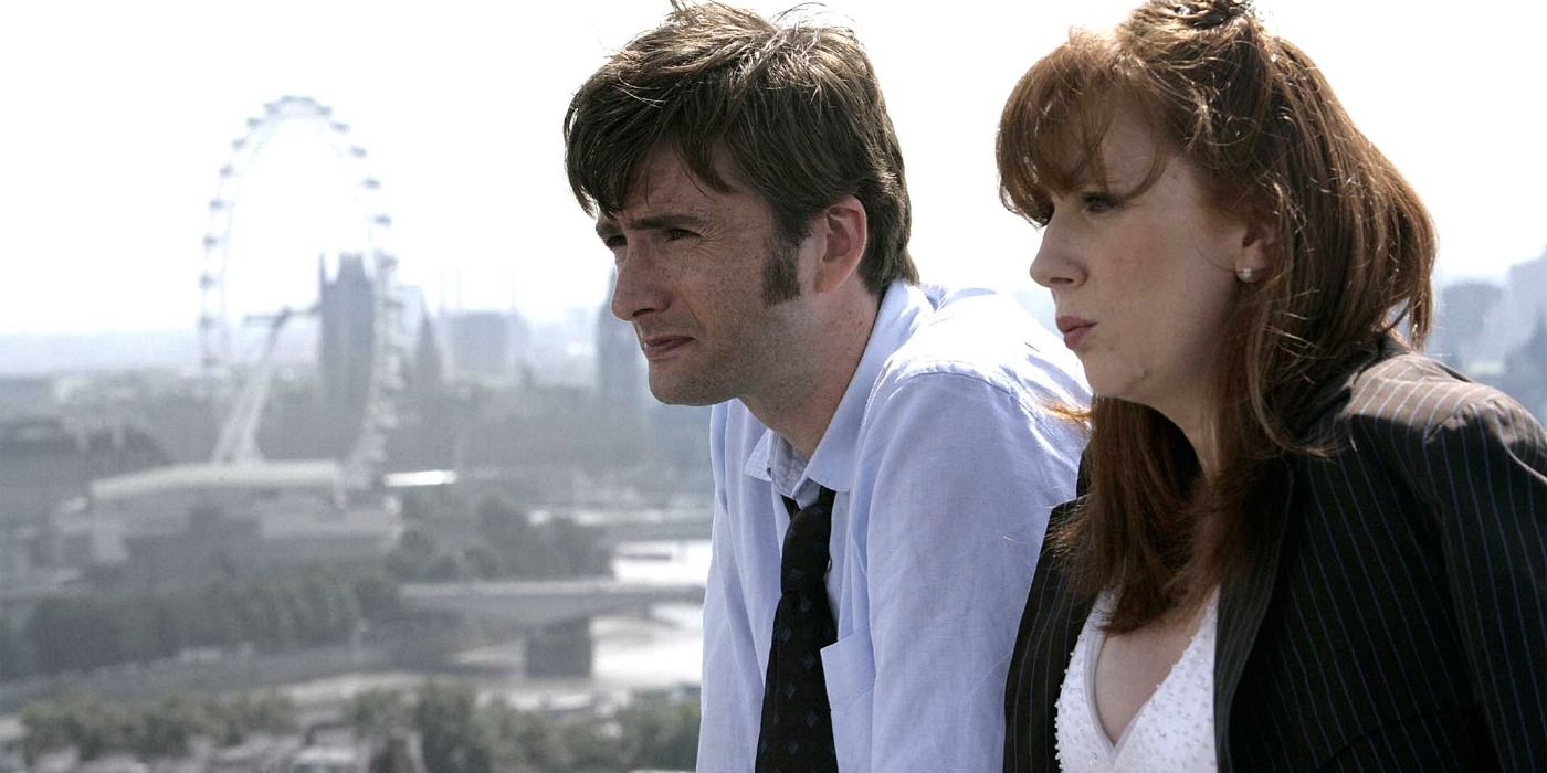 Donna and The Tenth Doctor sitting together in The Runaway Bride
