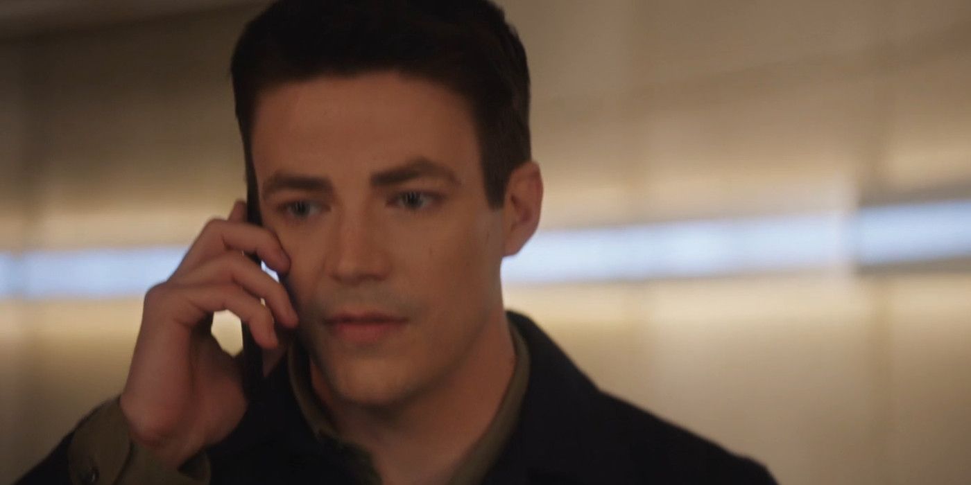 The Flash Grant Gustin Barry Allen On The Phone
