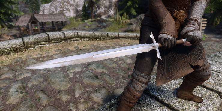 Skyrim 10 Mods That Add New Weapons To The Game Screenrant Skyrim 10 Mods That Add New Weapons To The Game Screenrant