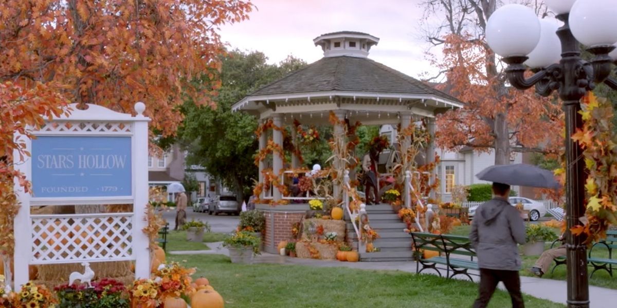 Gilmore Girls 10 Things About The Show That Still Work Today According To Reddit