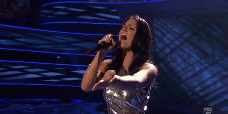 Pia Toscano chantant sur American Idol