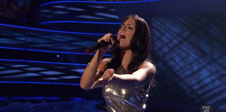 Pia Toscano chantant sur American Idol