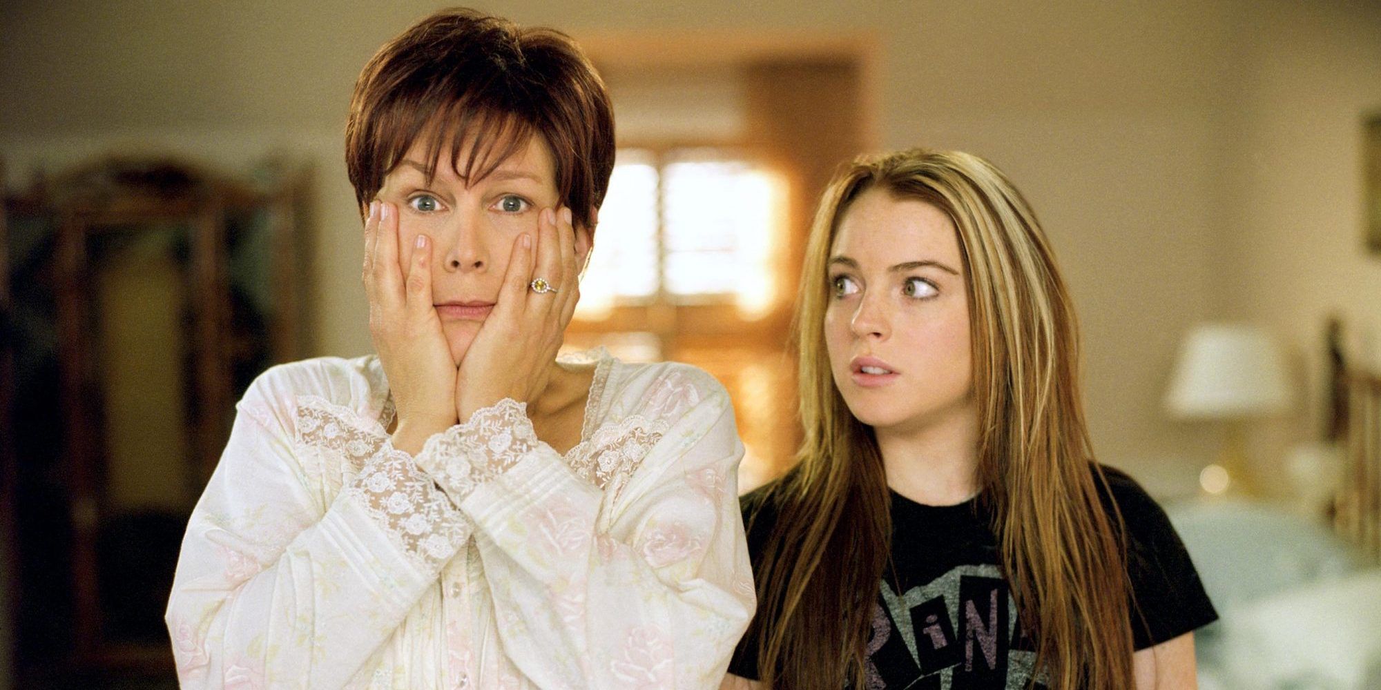 Jamie Lee Curtis and Lindsay Lohan in Freaky Friday