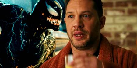 Tom Hardy como Eddie Brock en Venom 2