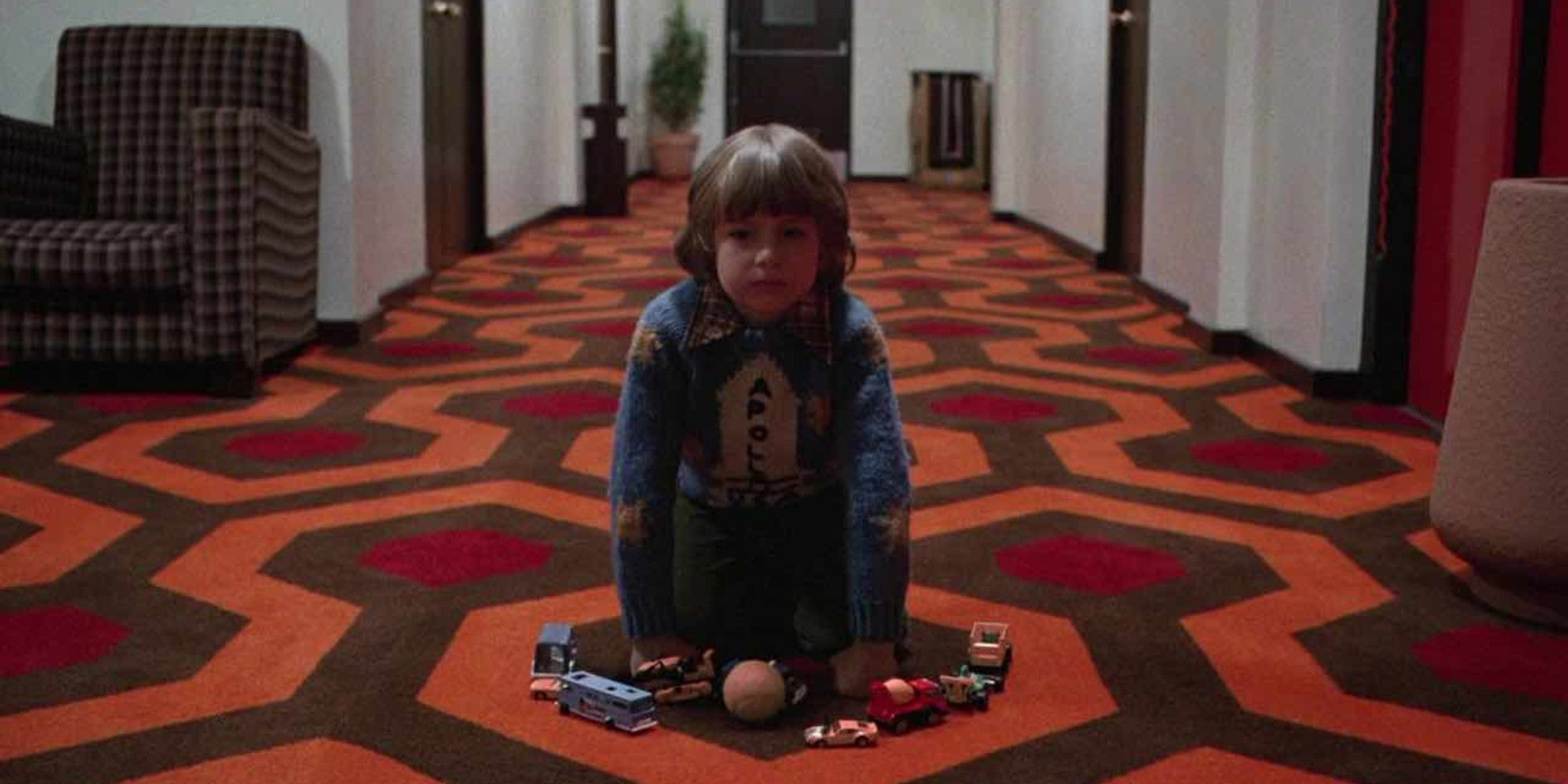 The Shining’s Continuity Error Trick That Made Kubrick’s Movie Even Better