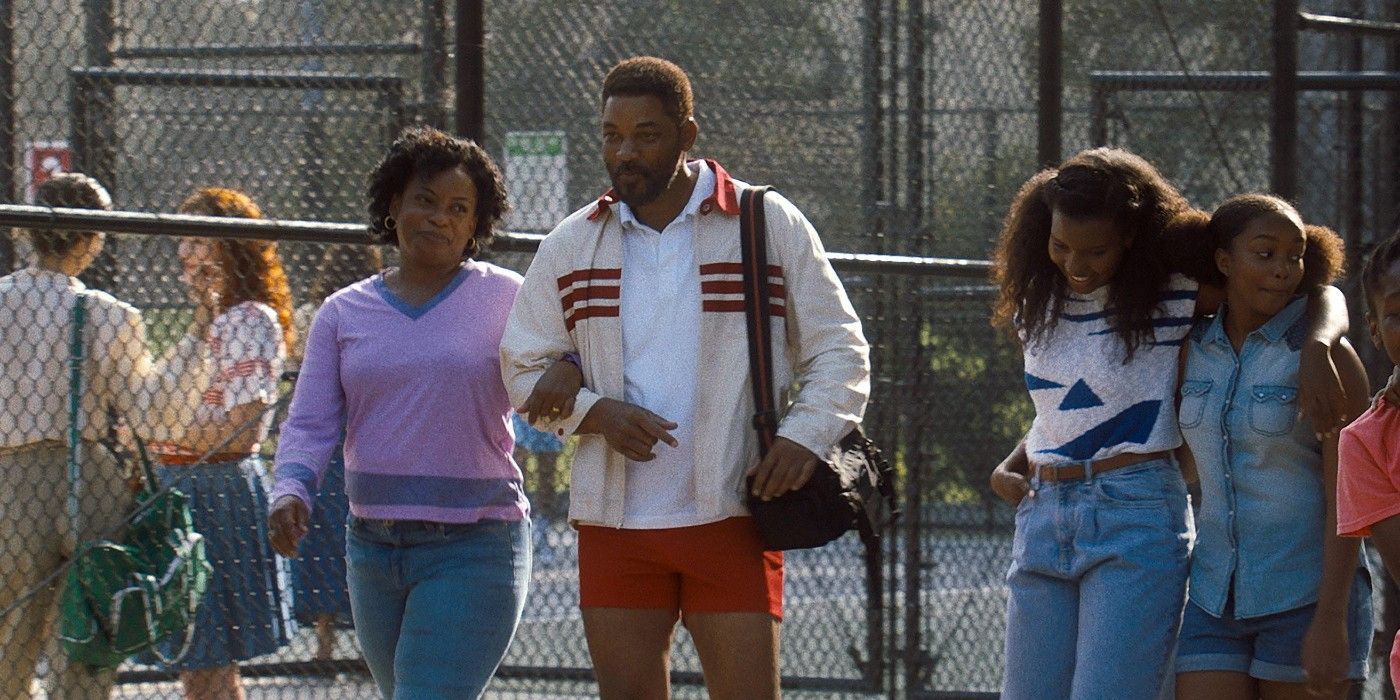 Will Smith Leads Venus & Serenas Happy Family In New King Richard Photo