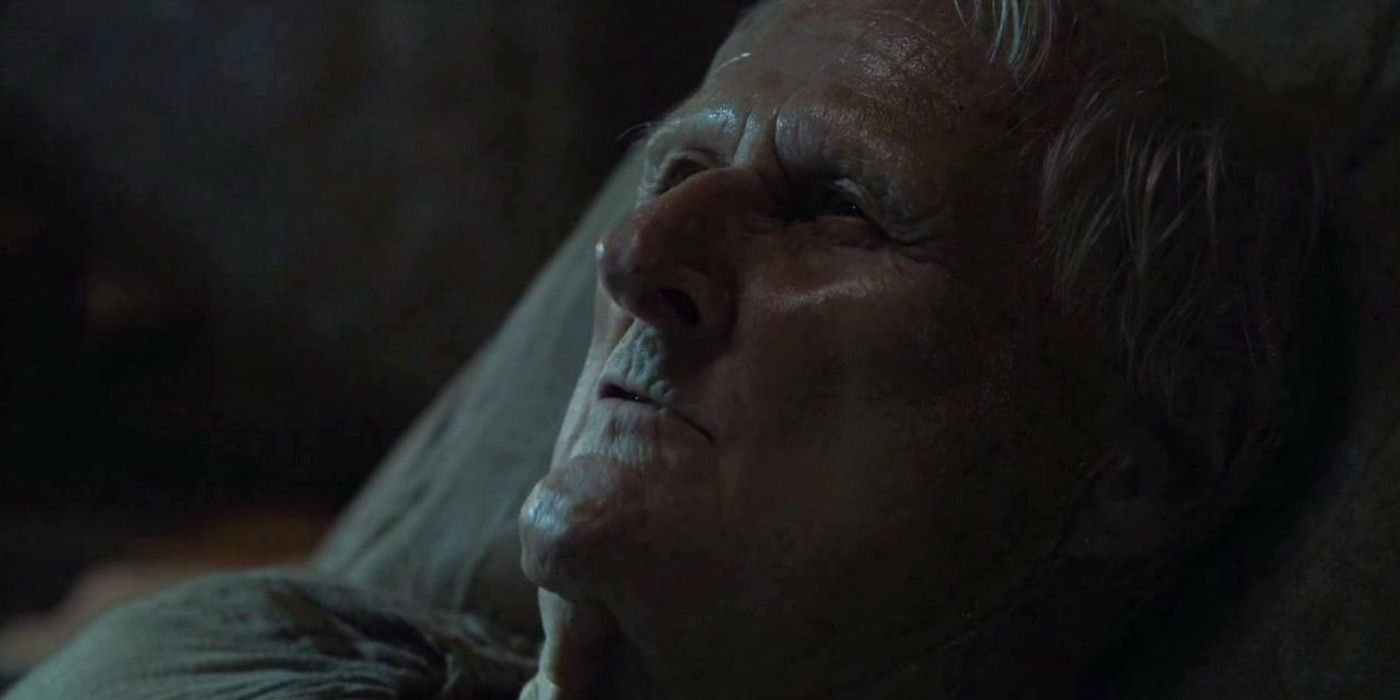 Maester Aemon lies on his death bed in Game Of Thrones