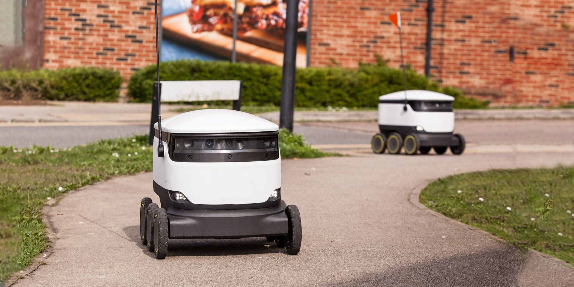Electric Delivery Robots cut emissions by saving 280,000 car trips in this UK town
