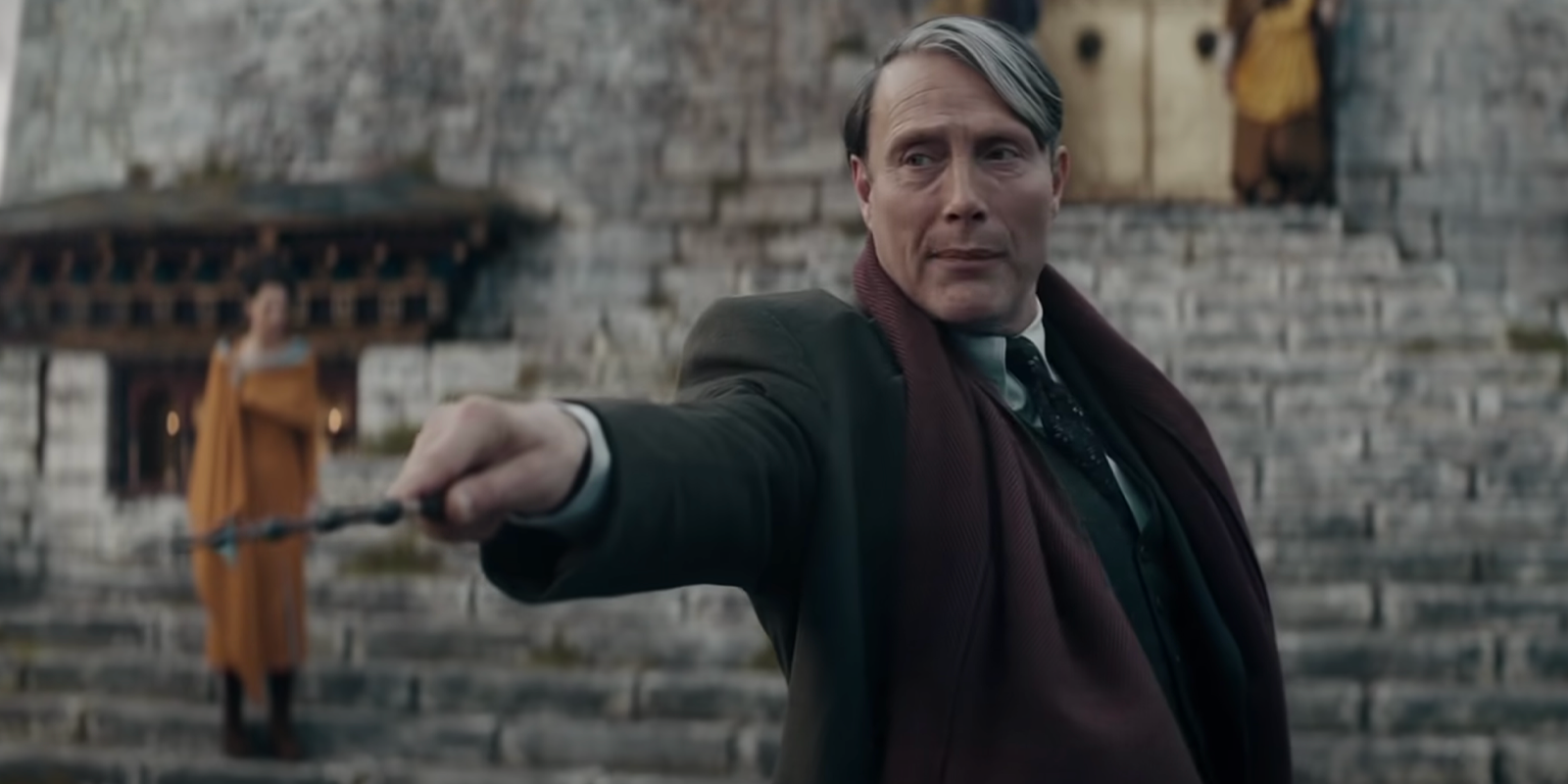 Fantastic Beasts 3: Trailer shows Dumbledore v. Grindelwald