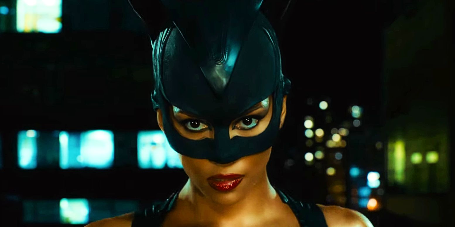 Berry catwoman halle Halle Berry