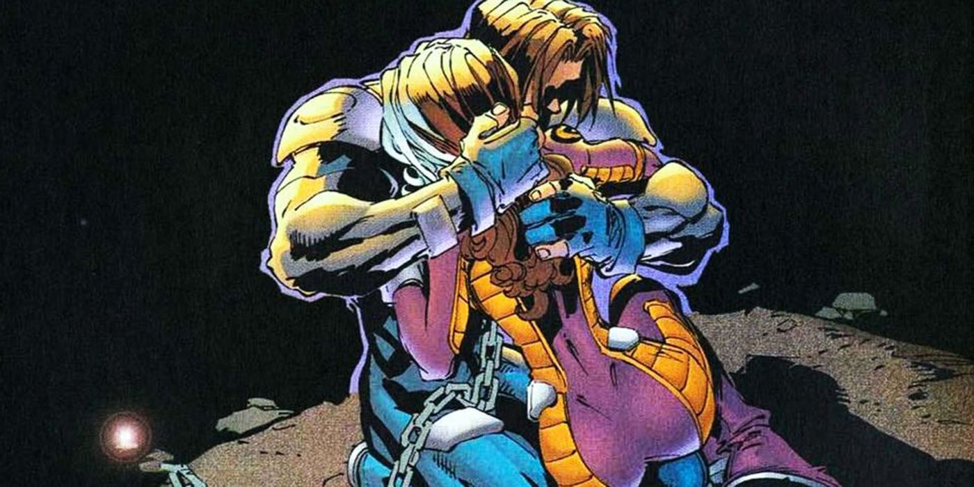 Gambit hugging Rogue