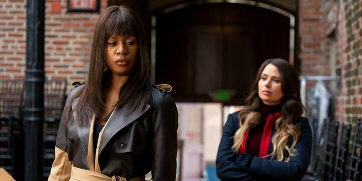 Kacy-Duke-and-Rachel-Williams-in-Inventing-Anna.jpg (740×370)