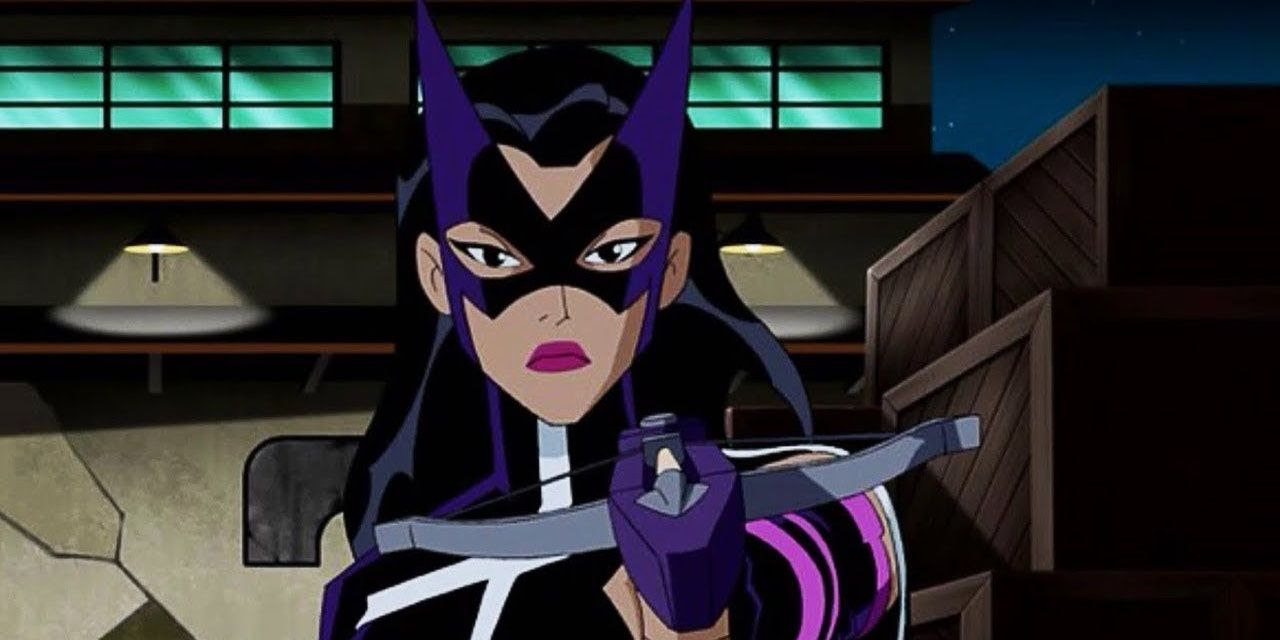 Huntress points her crossbow at the camera in Justice League Unlimited Cropped