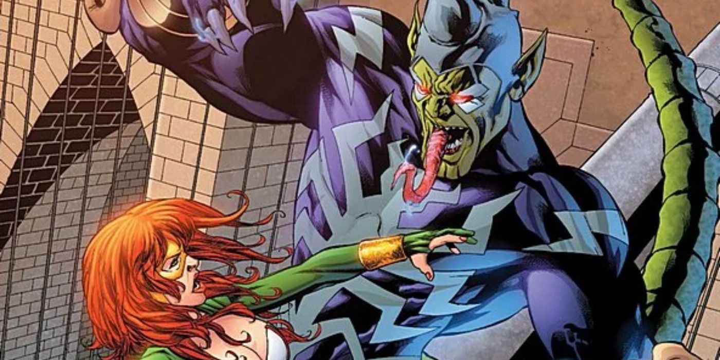 Sinister Six Skrull fights Jackpot in Marvel Comics.