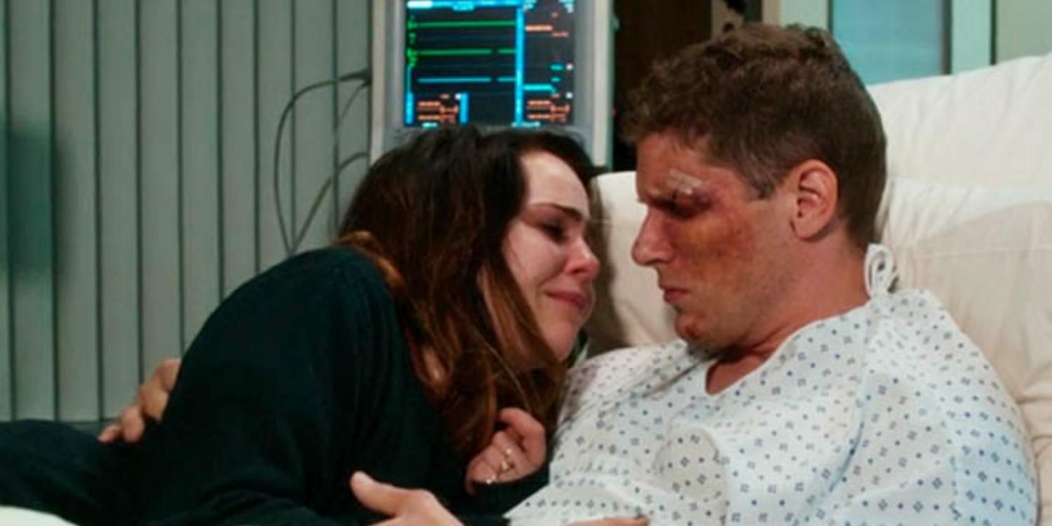 Amber and Peter in the hospital in Parenthood
