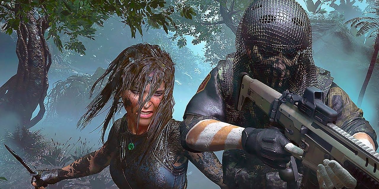 Lara Croft sneaks up behind an enemy in Shadow Of The Tomb Raider Cropped