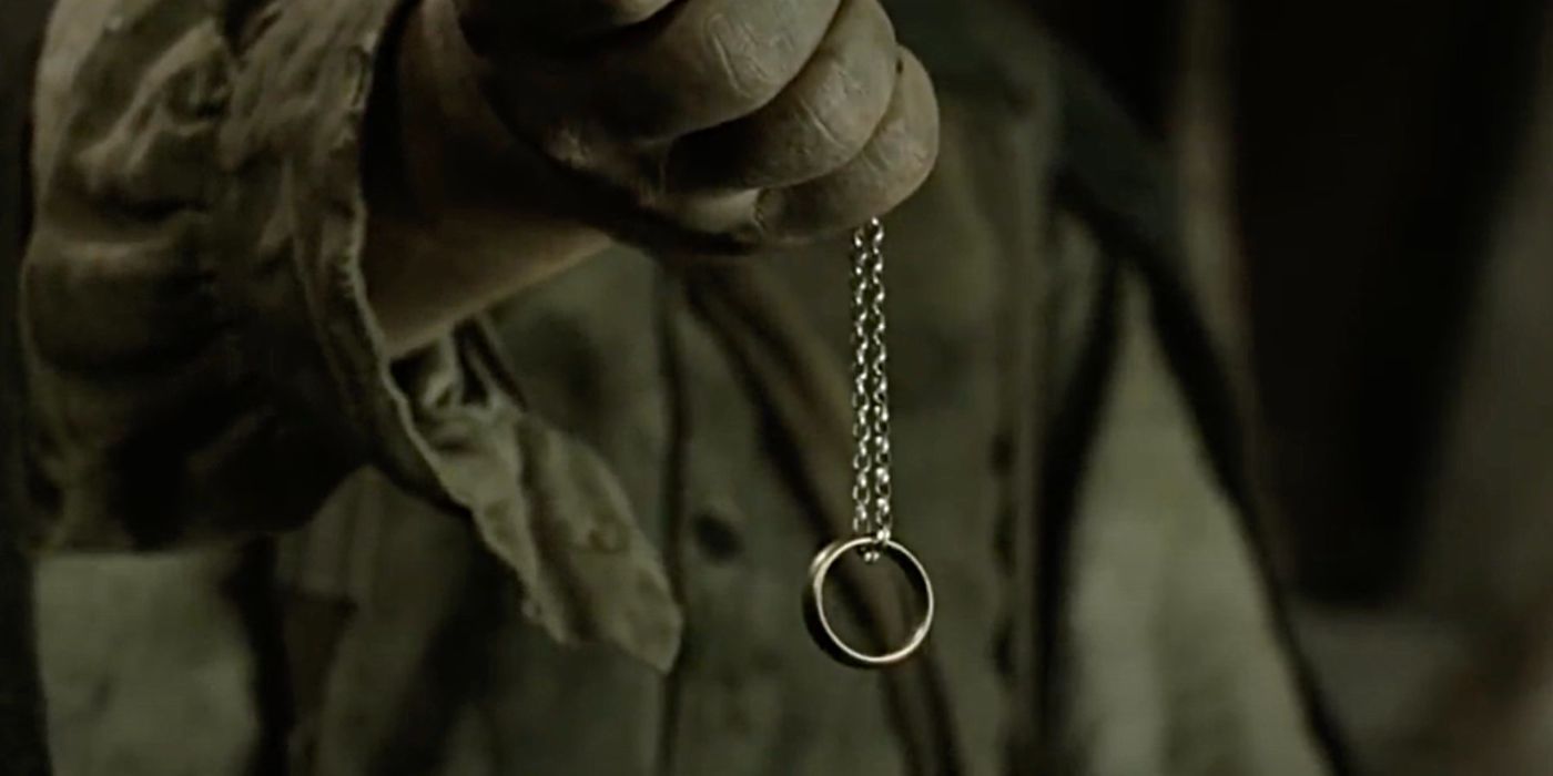Sam holding the Ring 1