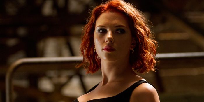 7 Reasons Why Black Widows Sacrifice Was Justified (& 7 Why It Shouldve Been Hawkeye)