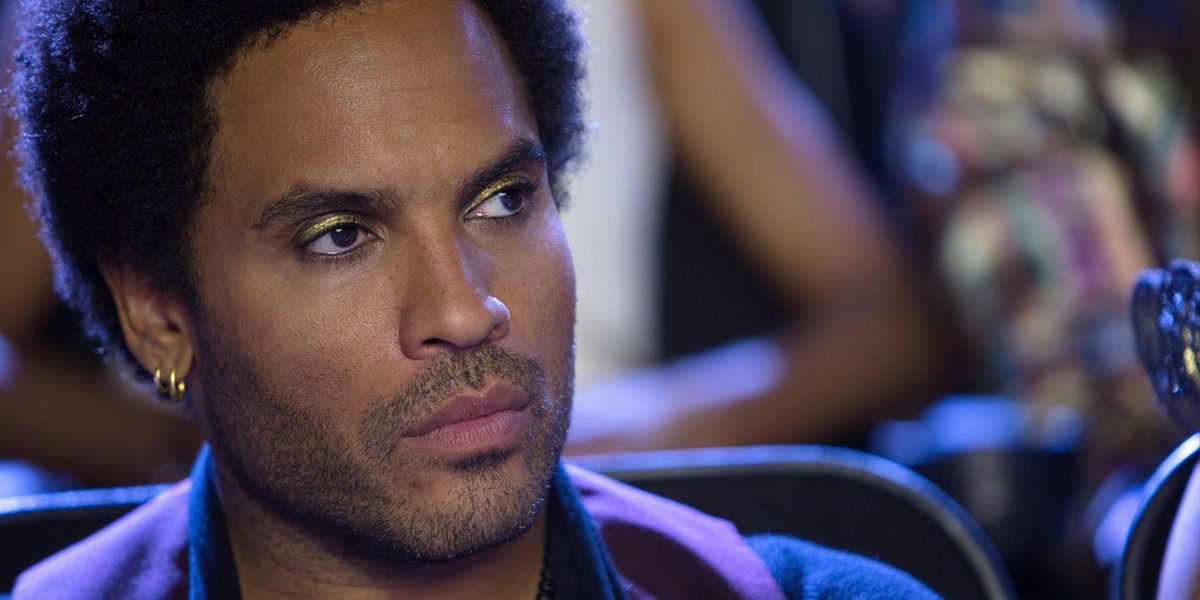 The Hunger Games 5 Reasons Cinna Was Katniss’ Best Mentor (& 5 Reasons It Was Haymitch)
