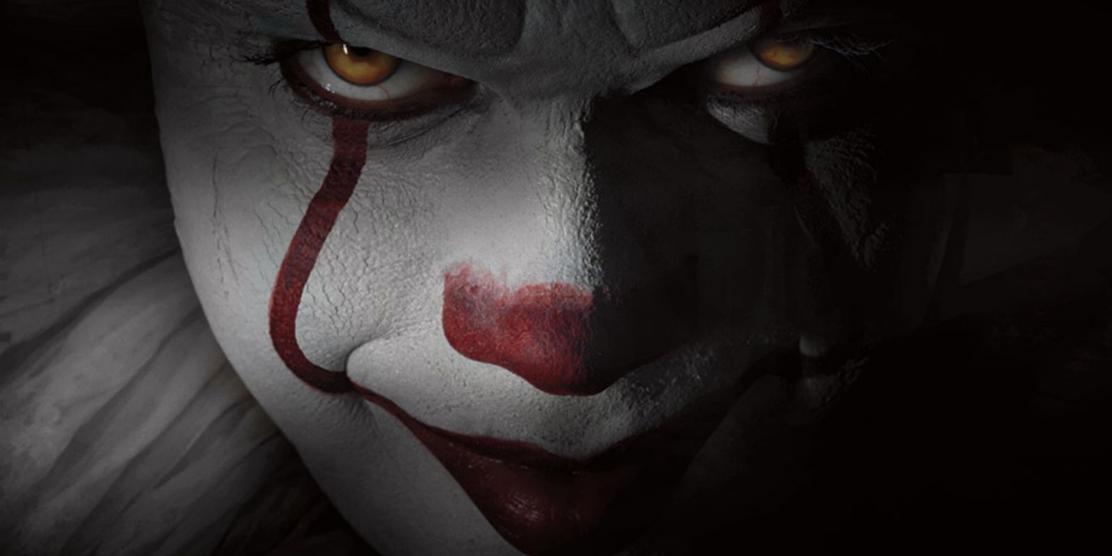 Stephen Kings It Pennywise the Clowns Full Costume Revealed