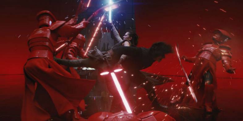 Star-Wars-The-Last-Jedi-Rey-and-Kylo-Snoke-Throne-Room-battle-photo-Disney-Lucasfilm.jpg